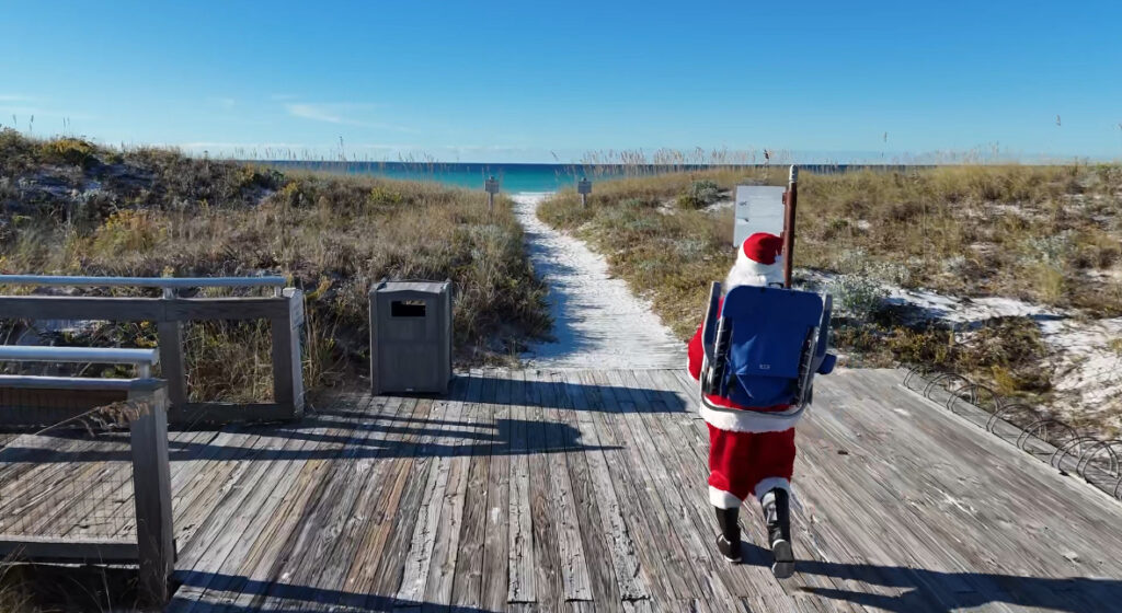 santa-delivering-sweet-treats
